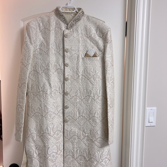 Men’s Sherwani Brand new! Never worn! - Picture 2 of 6